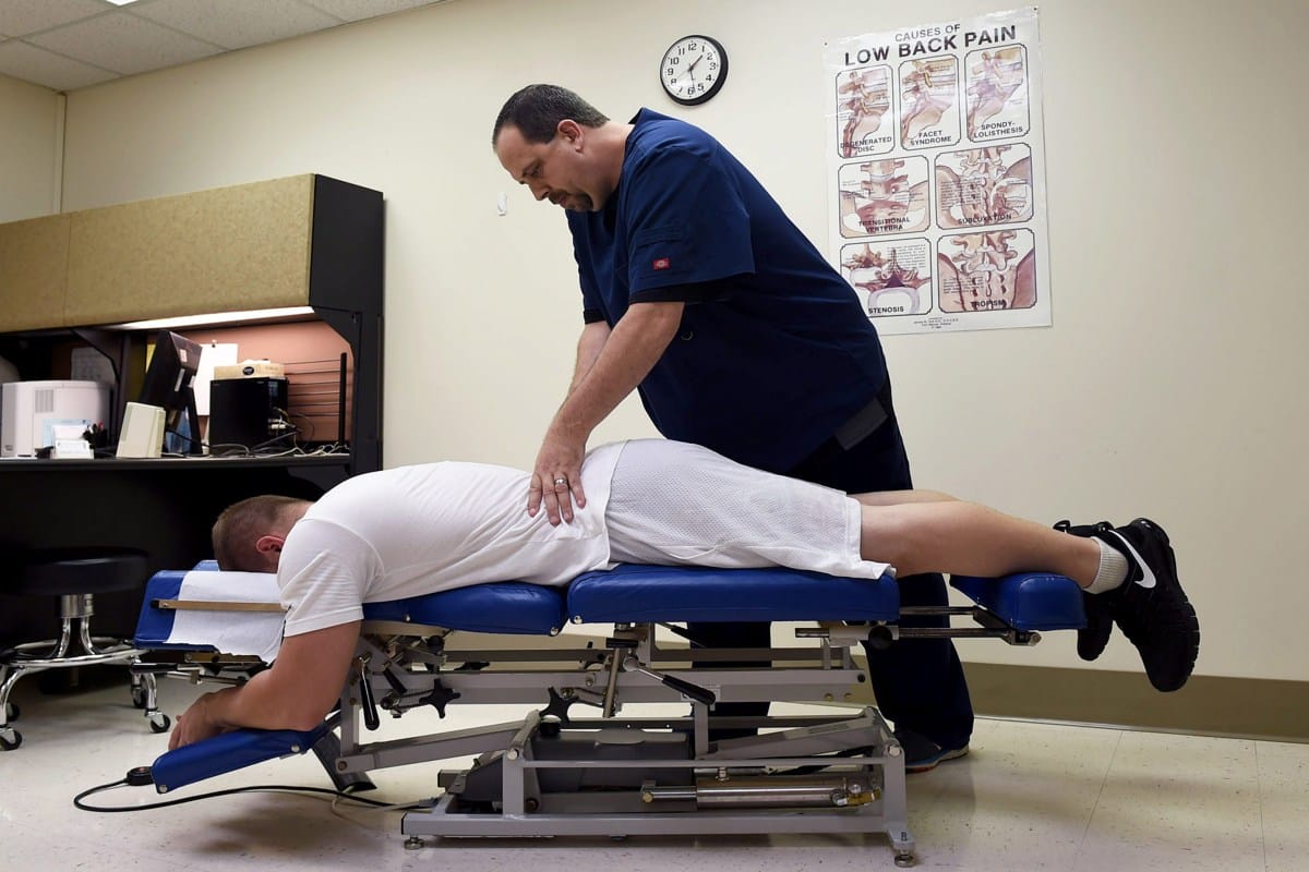 درمان های دستی فیزیوتراپی برای کمر درد
